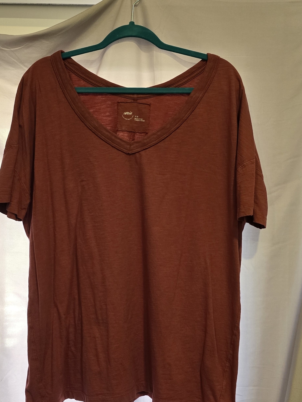 aerie Women's V-Neck Short Sleeve Tee - Red